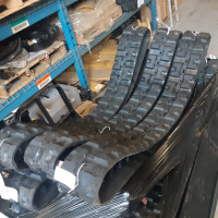 Rubber Tracks for Bobcat MT85, MT100, 180x72x45 - In Stock