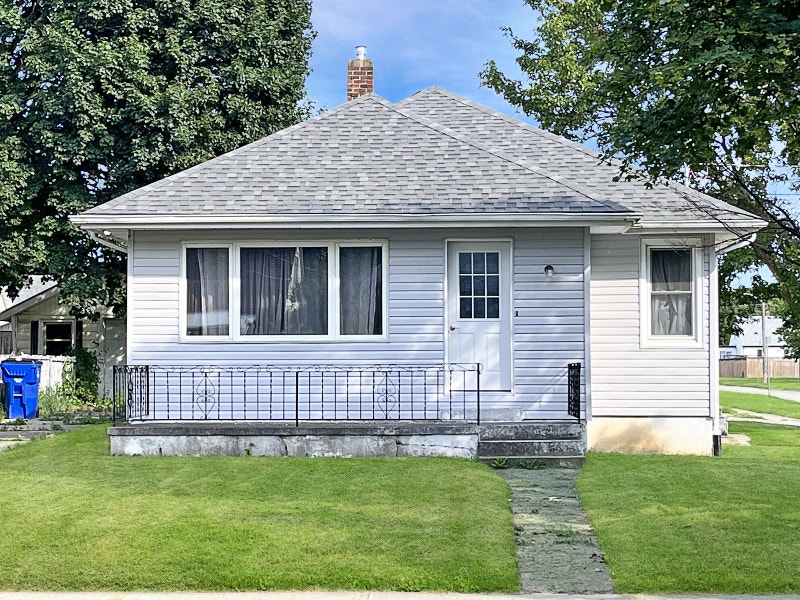 Cute Bungalow on Chatham's South side Houses for Sale ChathamKent Kijiji
