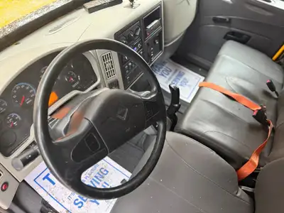 2011 International 4300 Mobile Service Truck with Hydraulic Brak, View more