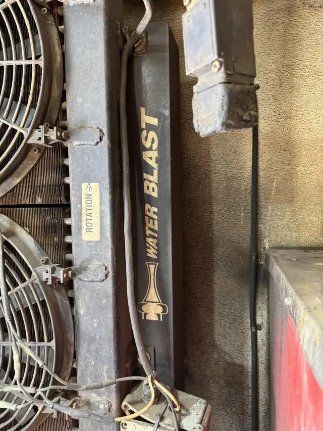 2005 PETERBILT 335 in Heavy Trucks in Saskatoon - Image 37