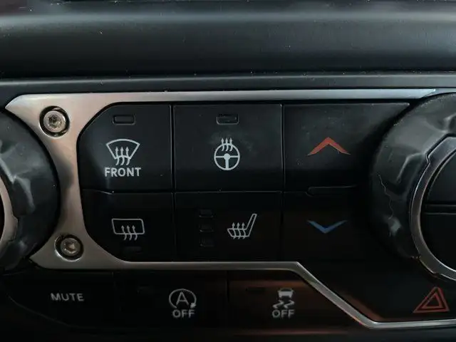 2020 Jeep Wrangler Unlimited Rubicon | 4WD | NAV | Remote Start in Cars & Trucks in Prince George - Image 31