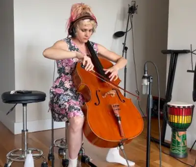 Leçons de violoncelle avec professeure expérimentée — tous âges et niveaux (English follows) J’ensei...