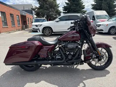 Check out this 2020 Harley-Davidson Street Glide Special 114ci with only 1,103 miles. Be sure to fol...