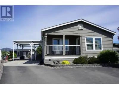 Energy efficient, beautifully kept 2 bedroom, 2 bath manufactured home with detached shop in Mountai...