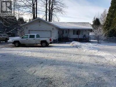 Lots of elbow room for living, storage and play in this 1,320 sq ft full basement rancher on a clear...