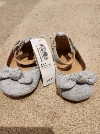 Infant girl shoes 3-6 months BNIB