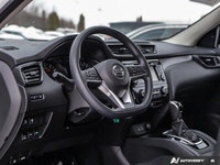 Recent Arrival! CARFAX Canada No Reported Accidents CARFAX Canada One Owner 2023 Nissan Qashqai S 4D... (image 8)