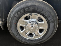 SPECIAL OFFER! This 2025 RAM 2500 TRADESMAN CREW CAB 4X4 has the following options Hd Vinyl 40/20/40... (image 8)