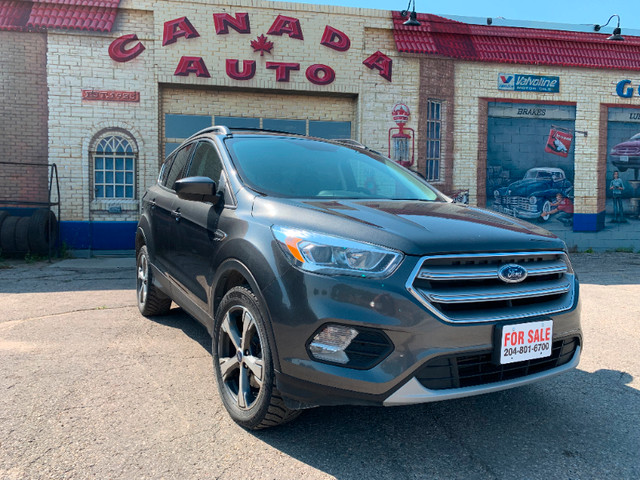2017 Ford Escape SE AWD 95,000 kms in Cars & Trucks in Winnipeg
