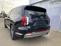 CLEAN CARFAX ONE OWNER, Heated and Cooled Front Seats, Radar Cruise, 360 Camera, Lane Keep Assist, D... (image 2)