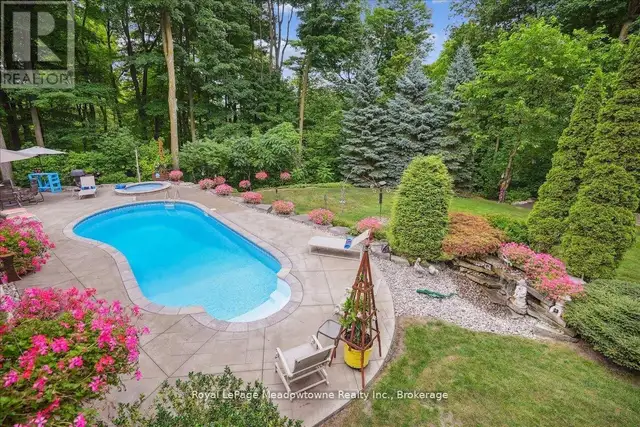 5590 STEELES AVENUE W Milton, Ontario in Houses for Sale in Oakville / Halton Region - Image 15