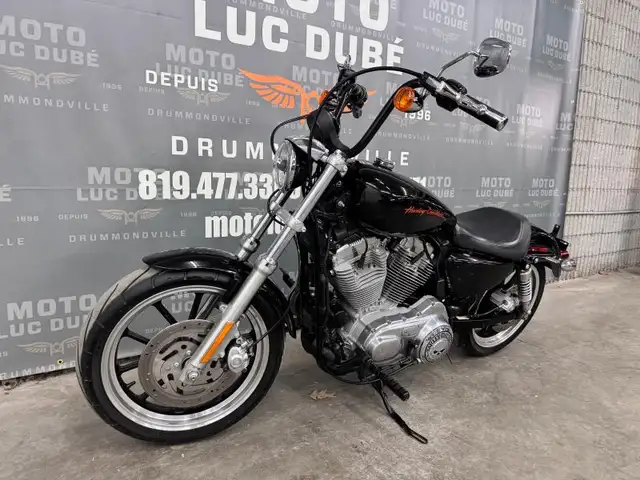 2012 Harley-Davidson XL883L Sportster Superlow in Street, Cruisers & Choppers in Drummondville - Image 8