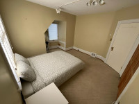 R32588_Private bedroom, UBC/ Kits/ Locarno beach