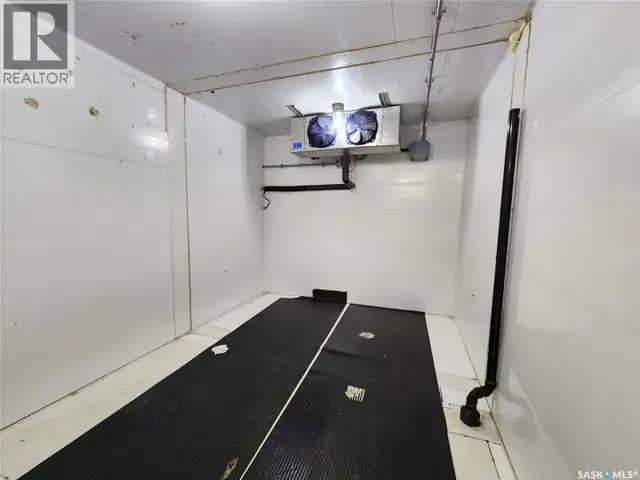 303 N Railway AVENUE Morse, Saskatchewan in Commercial & Office Space for Sale in Moose Jaw - Image 33