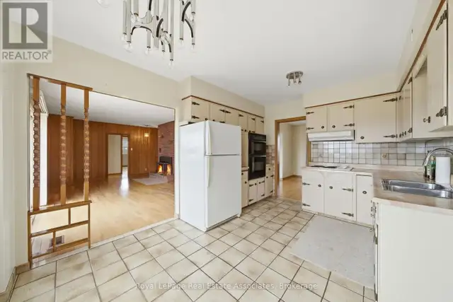 1137 RIDGE ROAD Hamilton, Ontario in Land for Sale in Hamilton - Image 14