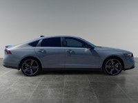 Thanks for viewing our House Of Cars McKnight inventory! AMVIC licensed dealer! Experience the perfe... (image 7)