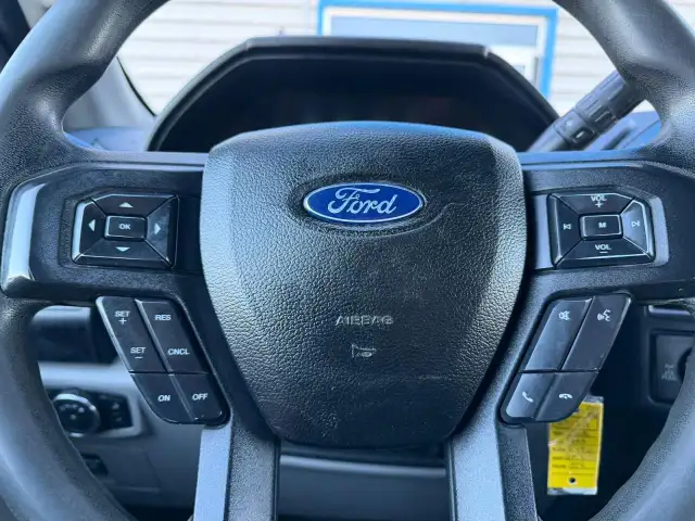 2018 FORD F-150 XL in Cars & Trucks in Laval / North Shore - Image 10