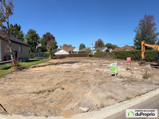 $319,000 - Residential Lot for sale in Joliette — photo 1