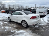 2012 Volkswagen Eos Comfortline Moteur 2.0 litres turbo performant et economique Transmission automa... (image 3)