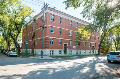 1010 Wolseley Ave- Bellarosa Apts- 1 Bedroom