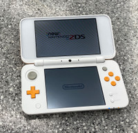 Nintendo 2DS XL Game Console Orange and White JAN-001