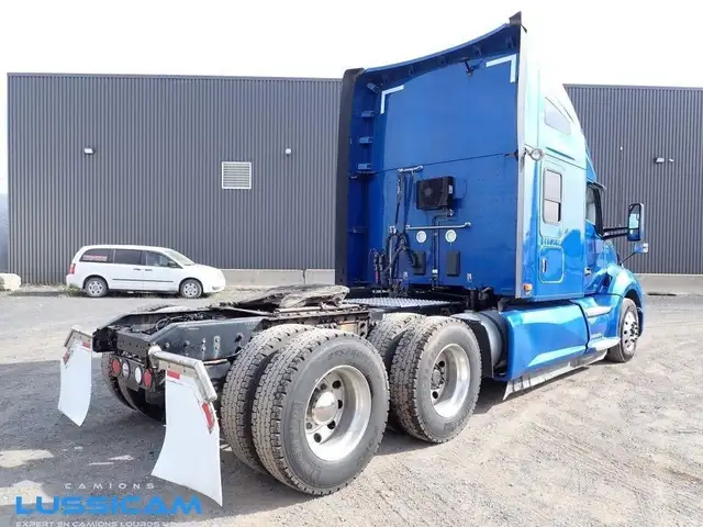 2020 Kenworth T680 in Heavy Equipment in Longueuil / South Shore - Image 8
