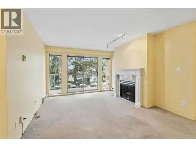 Exceptional value!This bright & spacious 2-bedroom, 2-bathroom condo offers a well-designed layout w...