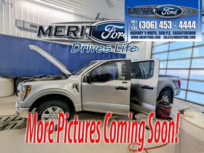 Experience the rugged reliability of this 2023 Ford F-150 XLT Crew Cab! With only 89,600 km on the o...