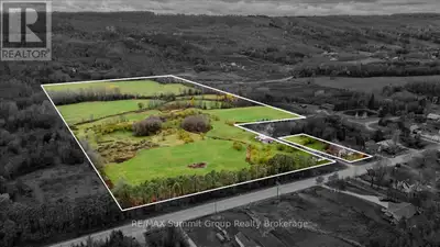 44 acres of meadows, river frontage, valley views & space for a whole new vision. This package bring...