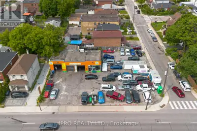 Located near the rapidly evolving Keele and Eglinton Area, 1750 Keele Street is a Versatile Property...