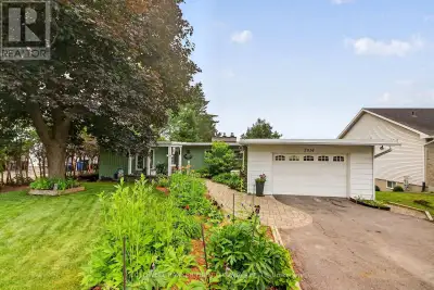 WATERFRONT Opportunity - Look no more, you can be the new owner of this cozy three bedroom, 2 bath,...