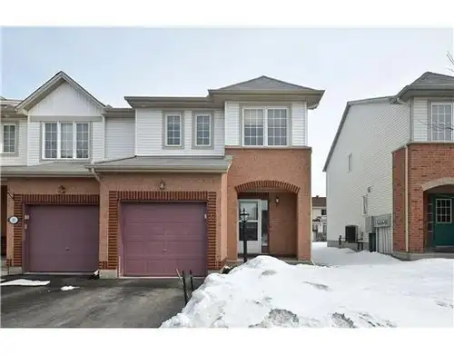 Barrhaven 3 bedrooms, 2.5 bathrooms End Unit Townhouse situated on a quiet street. Walk to amenities...