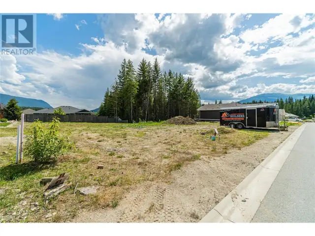 2715 GOLF COURSE Drive Unit# 10 Blind Bay, British Columbia in Land for Sale in Kamloops - Image 7
