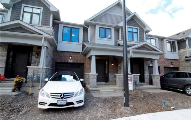 Townhouse for rent in summit park  stoney creek in Long Term Rentals in Hamilton - Image 14