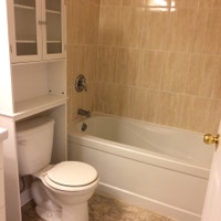 This attractive building is located on a cul-de-sac at the top of Main Avenue in Fairview. Most unit... (image 2)