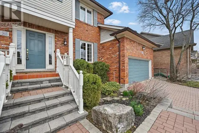2025 FOSTER Court Burlington, Ontario628637874288671215