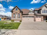 LEGAL DUPLEX HOUSE WITH 5 BEDROOMS + 4 BATHS IN KITCHENER