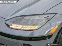 AMVIC LICENSED DEALER. PRICE EXPIRES May 21,2025 Engine: Electric L/100Km City: 0.0 L/100Km Hwy: 0.0... (image 9)