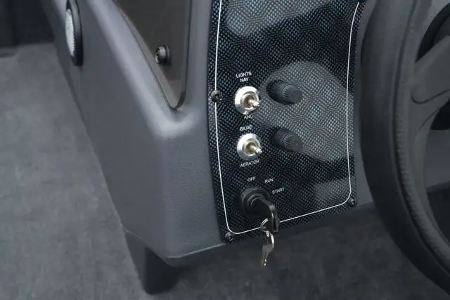 2026 TRACKER Bass Tracker Classic XL Fishing boat in Powerboats & Motorboats in Prince Albert - Image 17