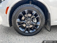 This Dodge Durango delivers a Regular Unleaded V-8 5.7 L/345 engine powering this Automatic transmis... (image 8)