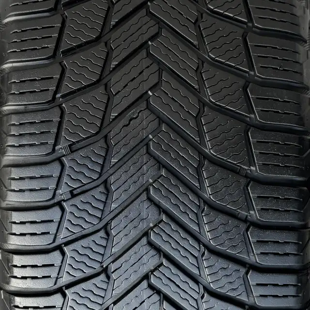 (97%) 4x Volvo XC90 20" OEM Winter Wheels Package in Tires & Rims in City of Toronto - Image 11