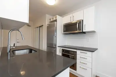 renovated two bedroom, King and Jameson - ID 1378