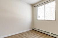 Amenities: Great Location • Affordable Parking • Heat & Water Included Suite & Building: One-bedroom... (image 8)