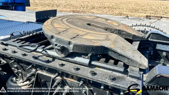 2016 INTERNATIONAL LONESTAR HIGHWAY / SLEEPER TRUCK / TRACTOR in Heavy Trucks in Oshawa / Durham Region - Image 14