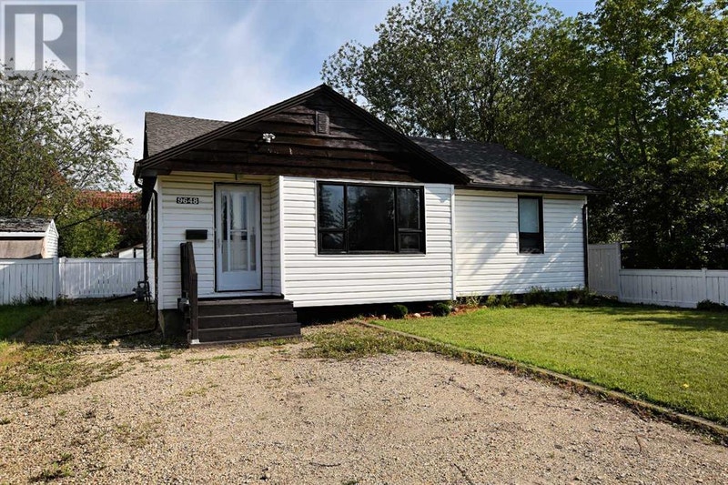 9648 Hillcrest Drive Grande Prairie, Alberta Houses for Sale Grande