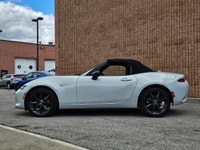 2016 Mazda MX-5 Miata the car that defines Zoom-Zoom . With just 112,000 km, this Ceramic Metallic r... (image 1)