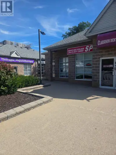 Perfect For A Medical office or any medical professional currently a spa. Busy Plaza With Ample Park...