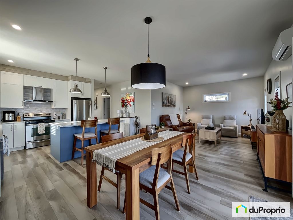 $654,900 - Bungalow for sale in Magog — photo 3