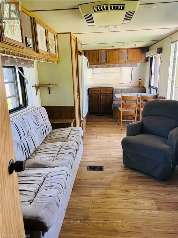 4 - 9 TAMARAC ROAD Northern Bruce Peninsula, Ontario in Long Term Rentals in Owen Sound - Image 5