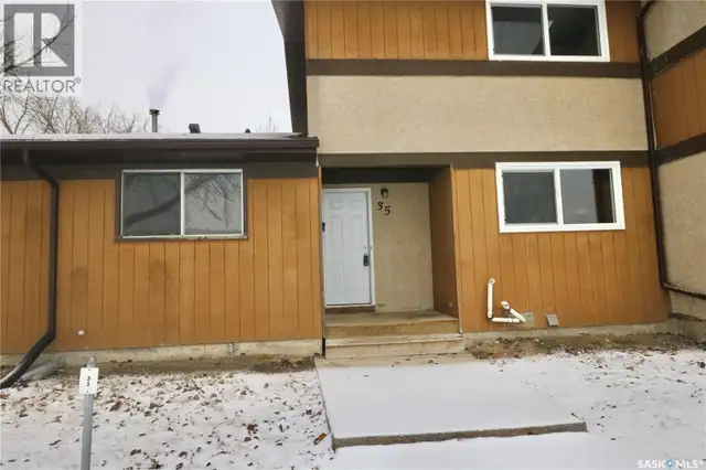 35 Mackenzie WAY Regina, Saskatchewan in Condos for Sale in Regina - Image 2